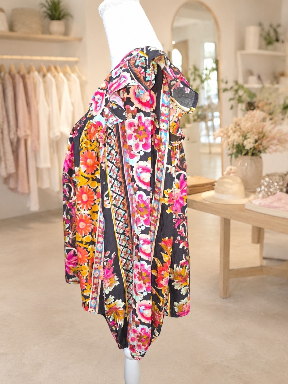 Floral Button-Front Peasant Blouse in Black and Pink - Picture 4 of 9